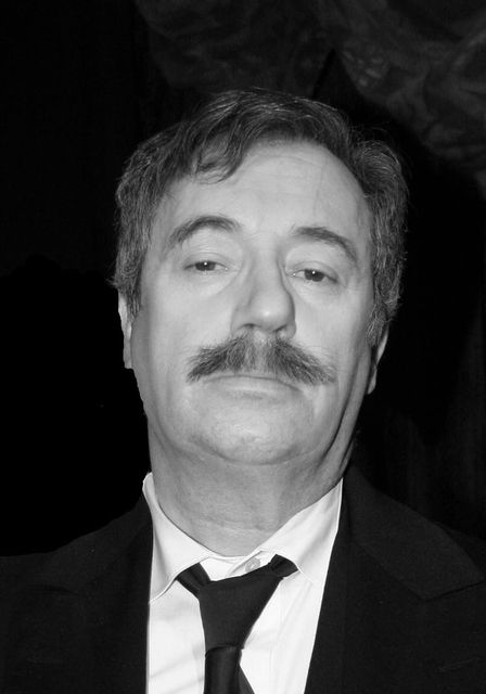 Moustache ref 0302. Pièce de Théâtre Le Chemin des Dames, Paul Painlevé.