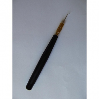 Crochet et porte crochet à implanter, à vis